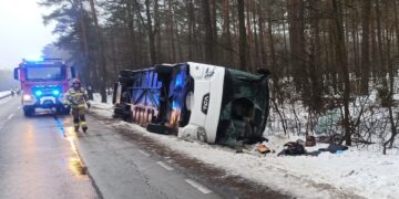 Wypadek autobusu na DK62. Wielu rannych