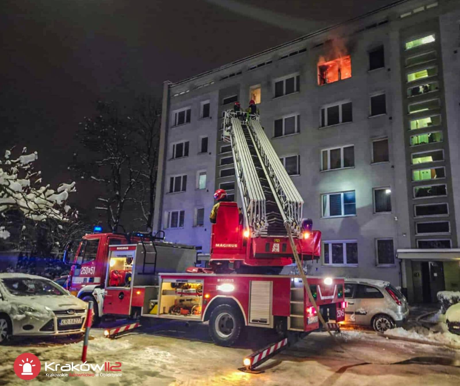 Pożar mieszkania na osiedlu Kolorowym w Krakowie
