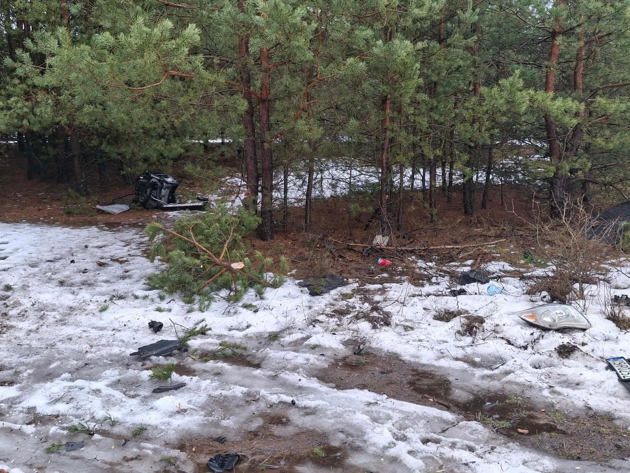 Śmiertelny wypadek w gminie Szumowo. Nie żyje kierowca
