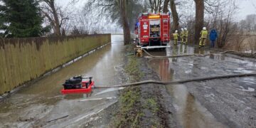Ponad tysiąc interwencji strażaków. Zalane domy, drogi i pola