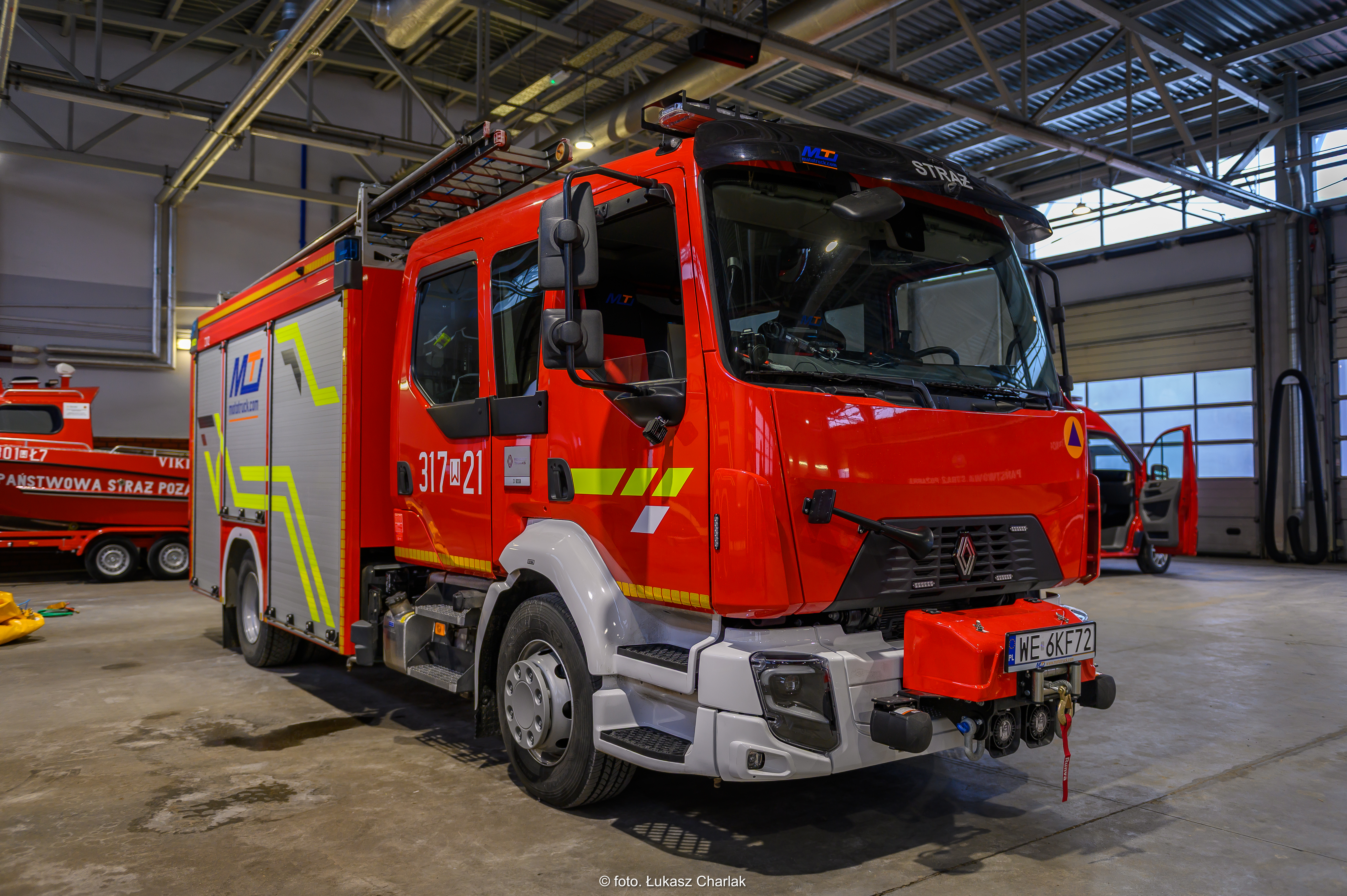 JRG 17 w Warszawie doposażona w nowe samochody