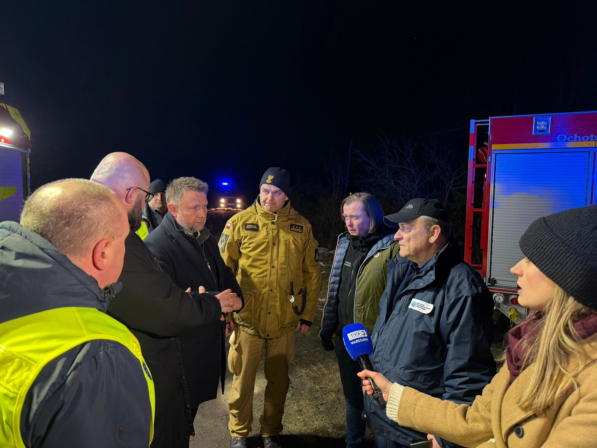 Wkra wystąpiła z koryta. Trwa akcja służb w Błędowie
