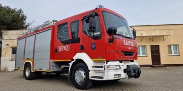 Wozy pod chmurką, brak ciepłej wody. Warunki OSP Białołęka