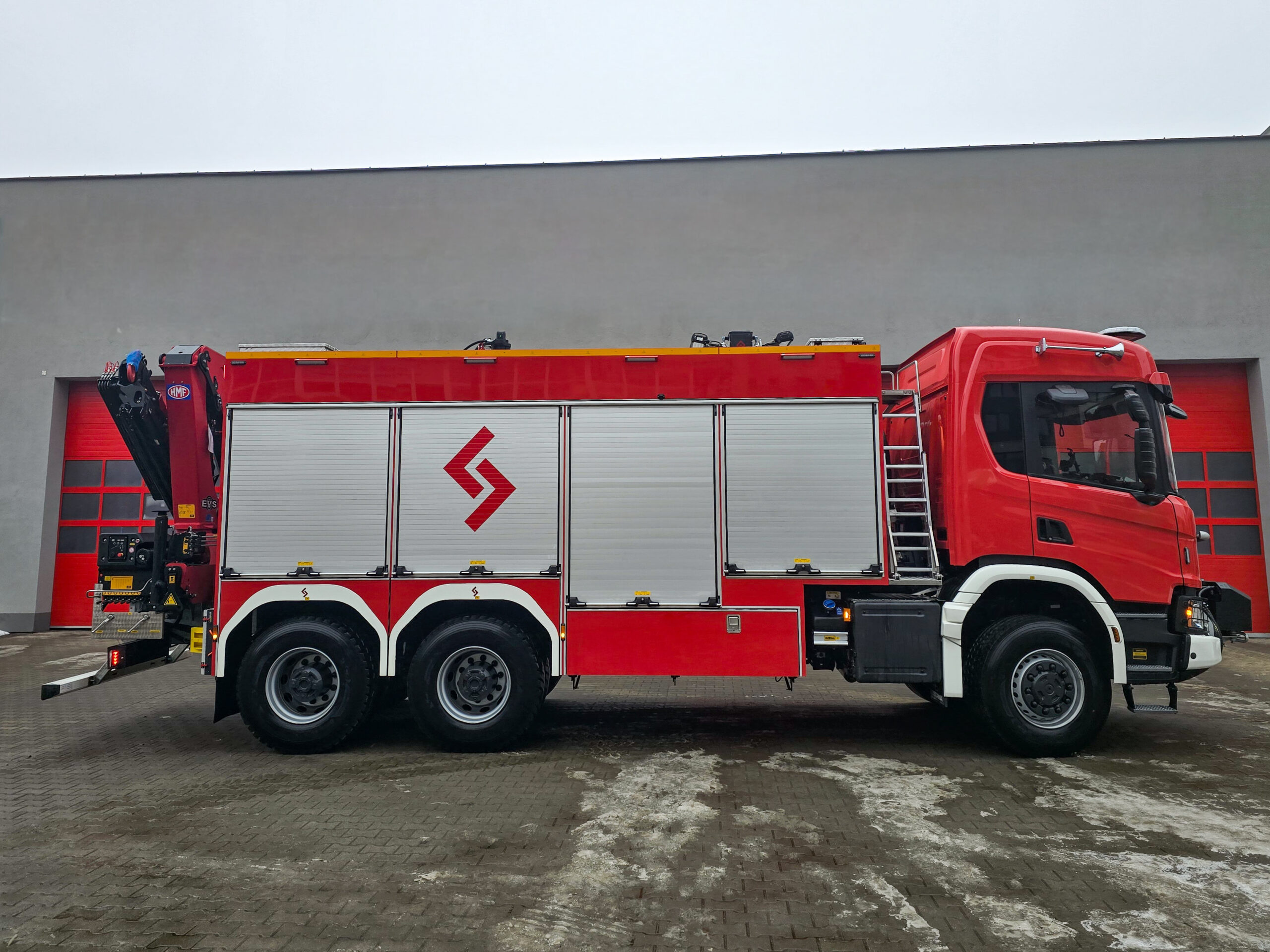 Ciężki technik dla Specjalistycznej Grupy Ratownictwa Technicznego „Łódź”