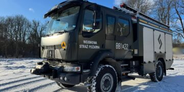 Kolejny nowy wóz trafił do Wojskowej Straży Pożarnej CSWL