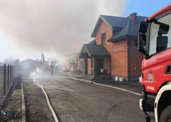 Pożar zakładu stolarskiego w Nowych Lipinach