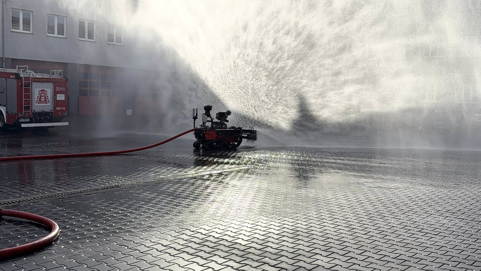 Robot TEC 800 na służbie w SA PSP Poznań