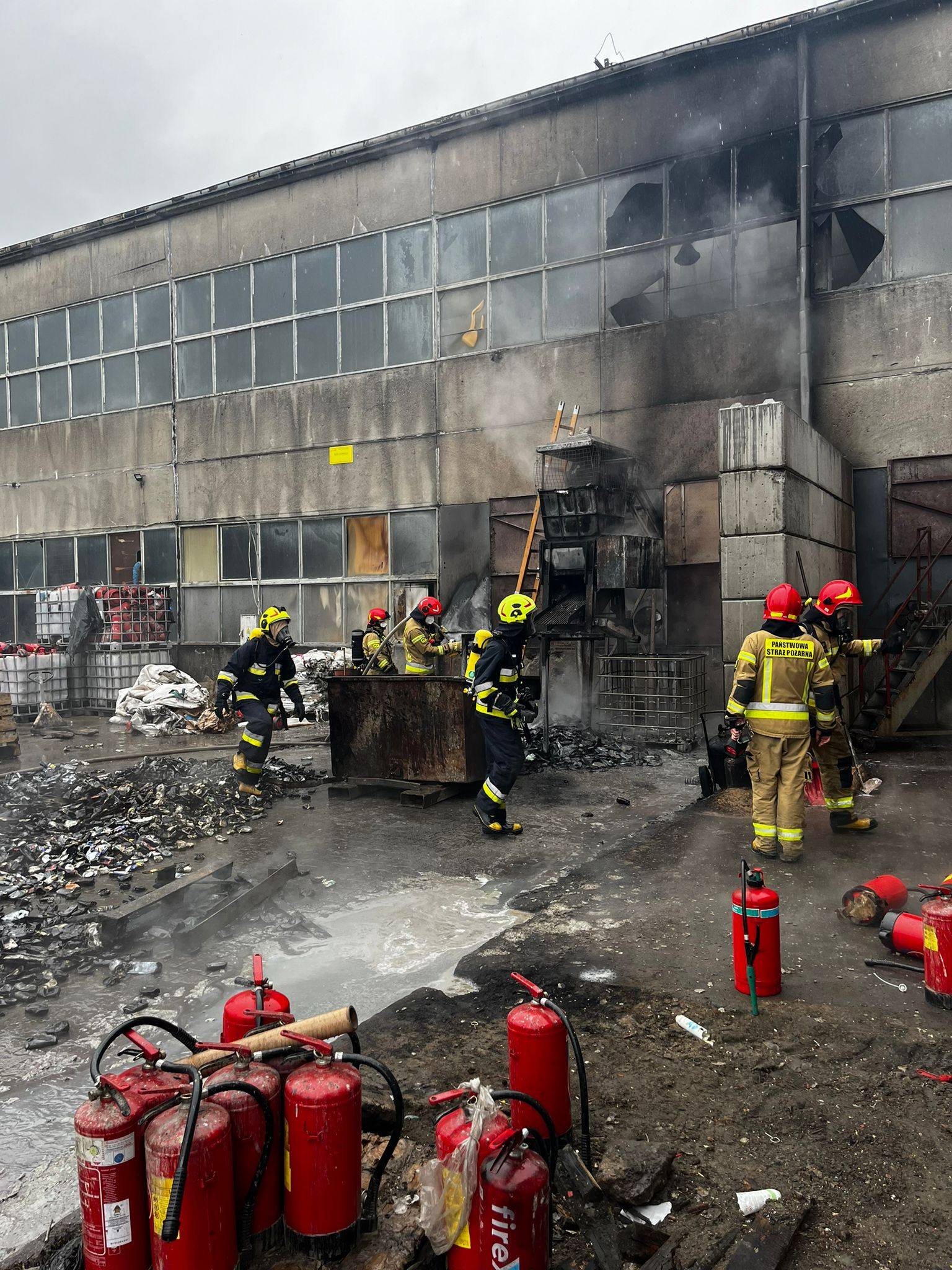 Pożar maszyny do recyklingu w Woli Łaskiej