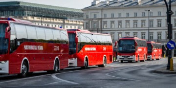 Szkoły pożarnicze na zakupach. Potrzebne autobusy
