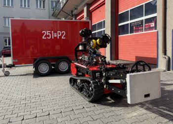 Robot TEC 800 na służbie w SA PSP Poznań