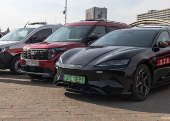 Elektryczny BYD trafił do komendy PSP w Raciborzu