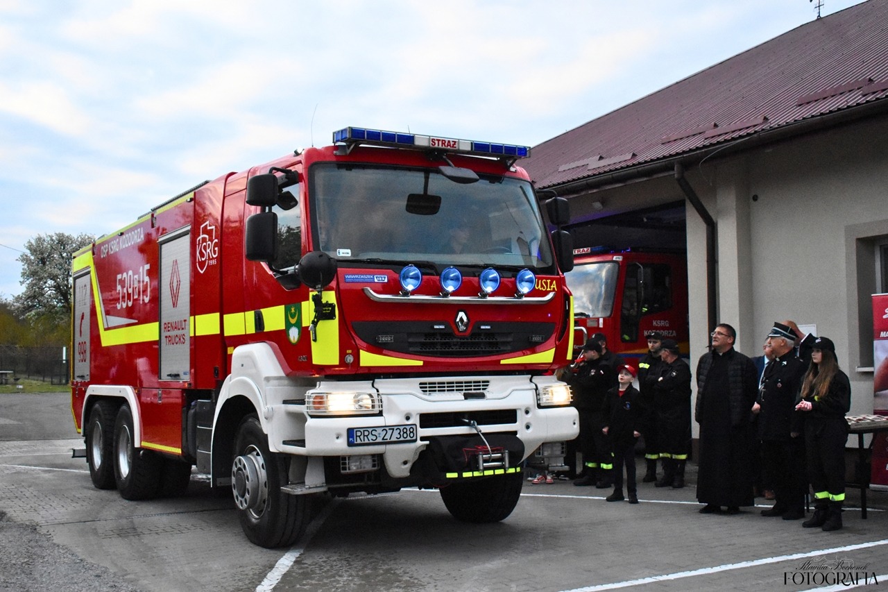 Ciężki gaśniczy Kerax w podziale bojowym OSP Kozodrza