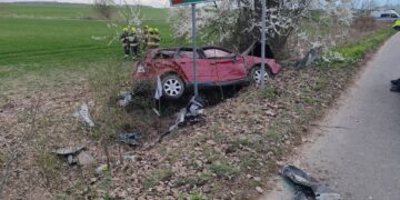 17-latka nie żyje. Za kierownicą 20-latek z zakazem prowadzenia