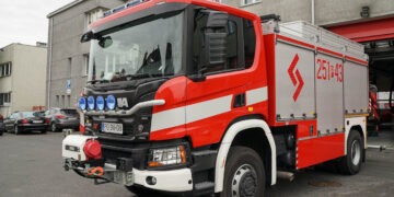 SA PSP w Poznaniu zamawia samochód ratownictwa technicznego