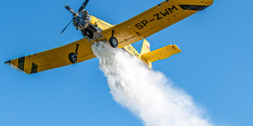 Akcja strażaków w Jedlinie-Zdroju. Płonie las w trudnym terenie