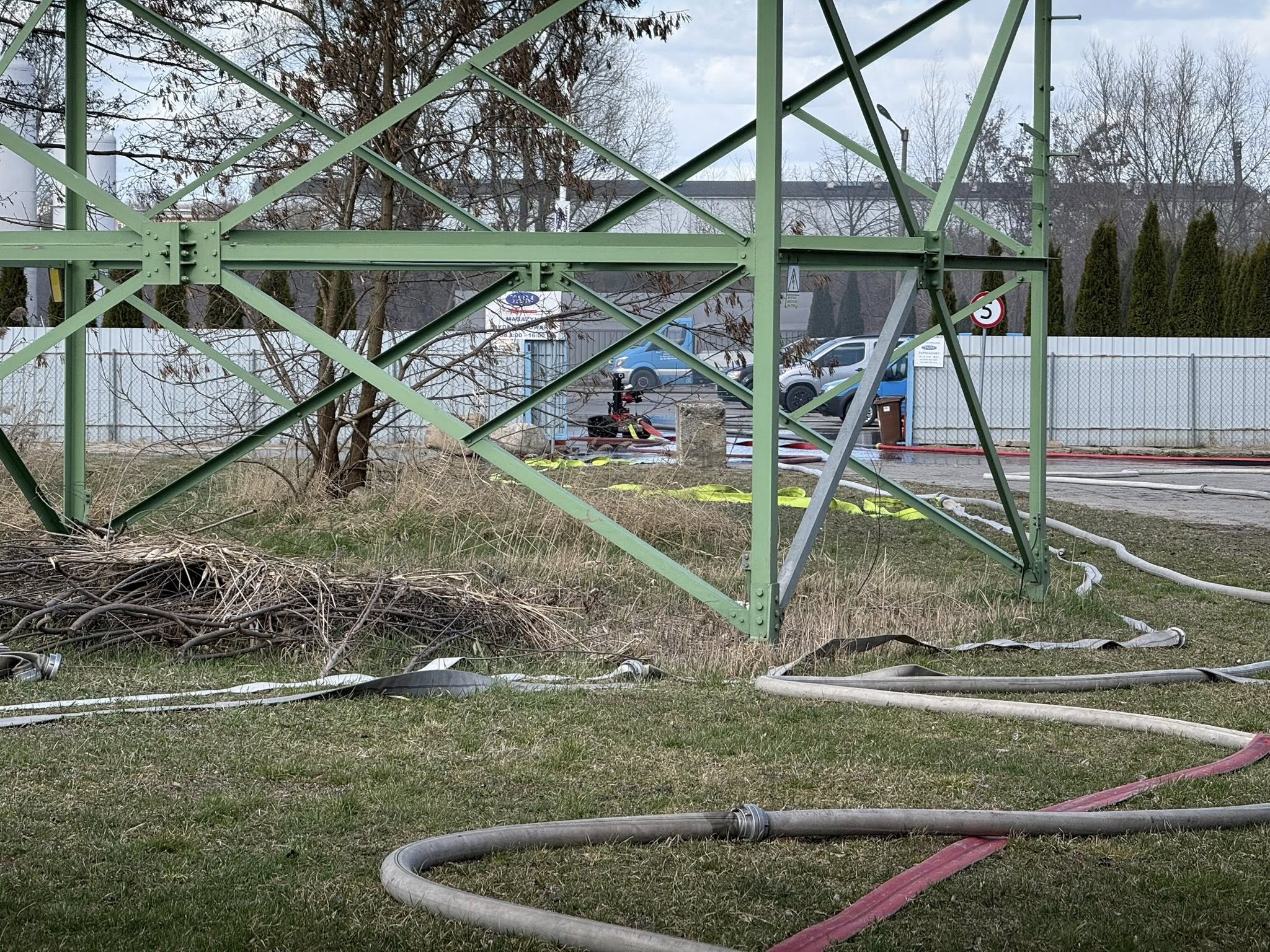 Wybuch i pożar butli z acetylenem. Trudna akcja w Bydgoszczy