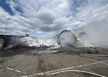 Pożar zakładu recyklingu w Chełmie. Zwołano sztab kryzysowy