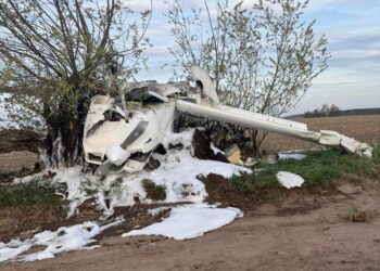 Awionetka rozbiła się po starcie z lądowiska w Zborowie