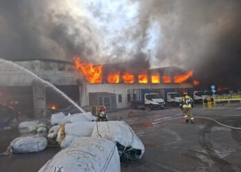 Pożar hali w Gdyni ugaszony. Akcja trwała ponad 50 godzin