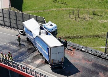 O krok od tragedii na węźle Konotopa. Kierowca kompletnie pijany