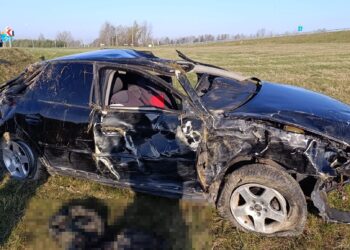 Tragedia w Wielką Sobotę. Młody kierowca zginął na DK-17