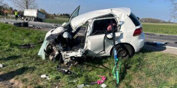 Wypadek na ‘dziewiątce’. Nie żyje kobieta