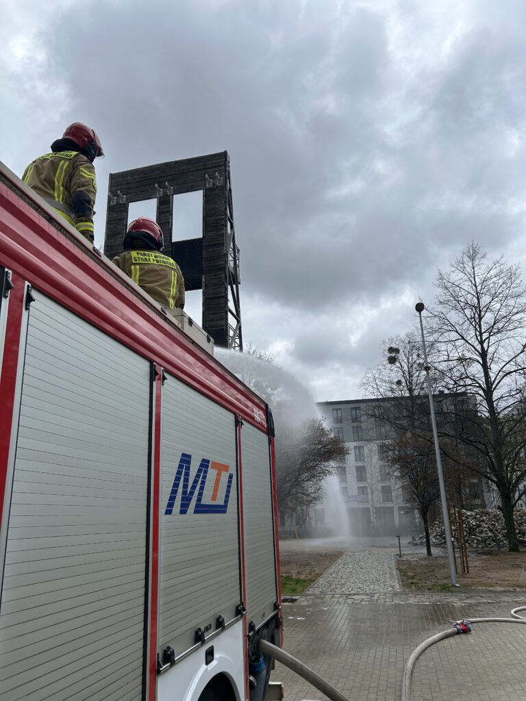 Ćwiczenia z operowania prądami wody