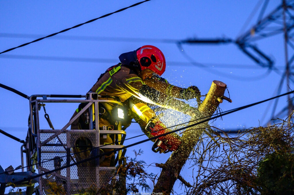 Silny wiatr. Ponad 3 tysiące interwencji w Lany Poniedziałek