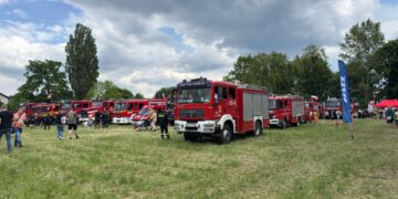 Strażackie święto w Ciechocinku. Setki strażaków i wyjątkowa atmosfera podczas jubileuszu 140-lecia OSP