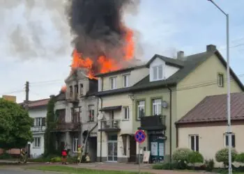 Pożar kamienicy w Ostrowcu Świętokrzyskim
