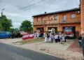 Strażacy od pokoleń tworzą ołtarze na Boże Ciało. Piękna tradycja wciąż żywa