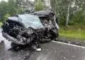 Czołowe zderzenie busa z ciężarówką na DK70