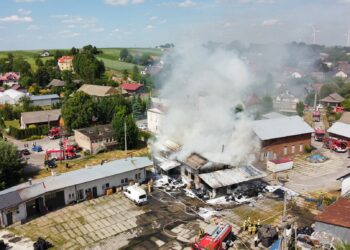 Pożar budynku w Markowej. W akcji prawie 30 zastępów