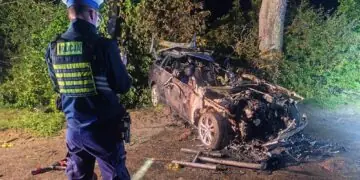 Tragiczny wypadek w powiecie kościerskim. Zginął w płonącym aucie