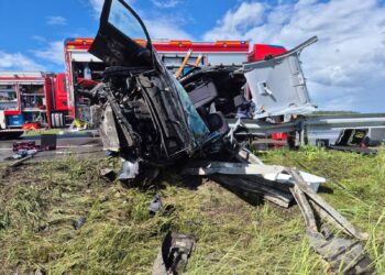 Wypadek na A4 w kierunku Katowic. Dwie osoby poszkodowane