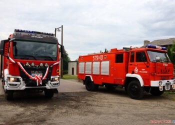 Zmiana pokoleniowa w OSP Wilamów. Strażacy mają nowy wóz