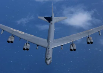 USA. W bazie Edwards rozbił się B-52