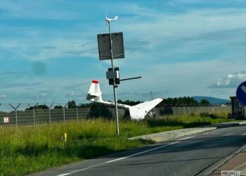 Wypadek szybowca na lotnisku w Krośnie